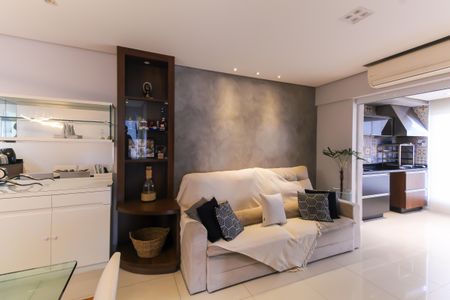 Sala de apartamento à venda com 2 quartos, 79m² em Vila Bertioga, São Paulo