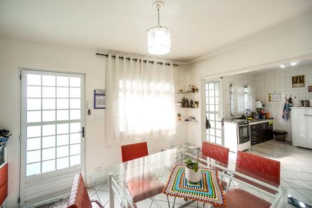 Casa à venda com 231m², 5 quartos e 3 vagasCopa