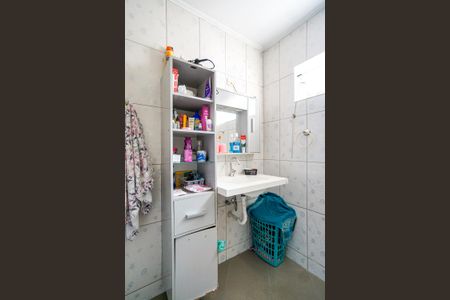 Casa à venda com 231m², 5 quartos e 3 vagas  casa 02  Banheiro social