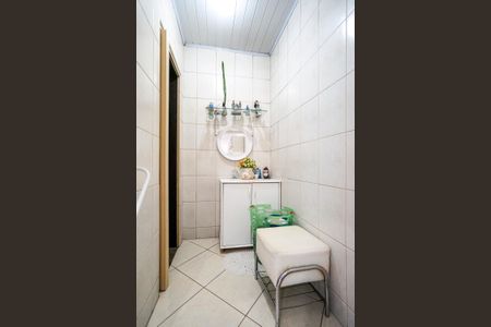 Casa à venda com 231m², 5 quartos e 3 vagasHall do banheiro