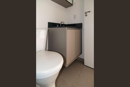 Studio para alugar com 19m², 0 quarto e sem vaga Studio para alugar com 19m², 0 quarto e sem vagaBanheiro Social