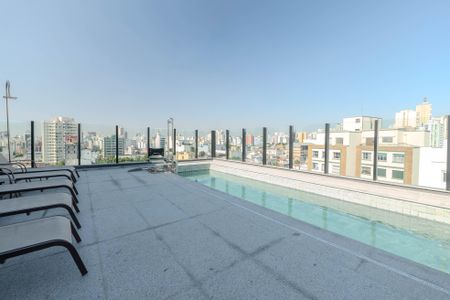 Studio para alugar com 19m², 0 quarto e sem vaga Studio para alugar com 19m², 0 quarto e sem vagaÁrea comum - Piscina