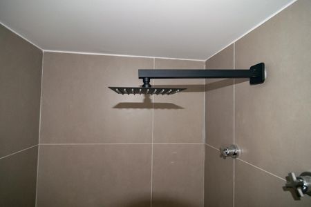 Studio para alugar com 19m², 0 quarto e sem vaga Studio para alugar com 19m², 0 quarto e sem vagaBanheiro Social