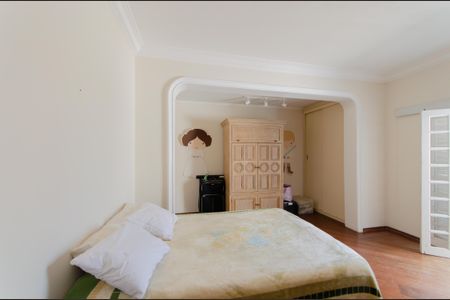 Casa à venda com 300m², 3 quartos e 4 vagasQuarto