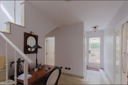 Casa à venda com 300m², 3 quartos e 4 vagasSala