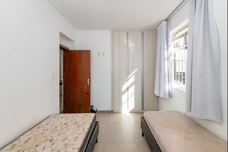 Apartamento à venda com 75m², 2 quartos e 2 vagasQuarto 1