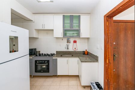 Apartamento à venda com 75m², 2 quartos e 2 vagasCozinha
