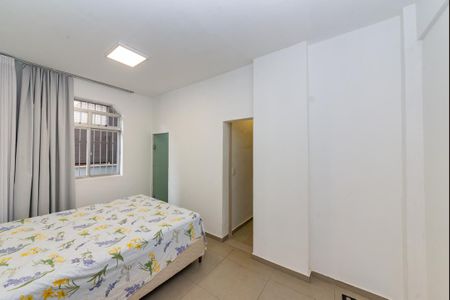 Apartamento à venda com 75m², 2 quartos e 2 vagasSuíte