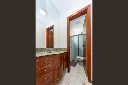 Apartamento à venda com 75m², 2 quartos e 2 vagasBanheiro Social