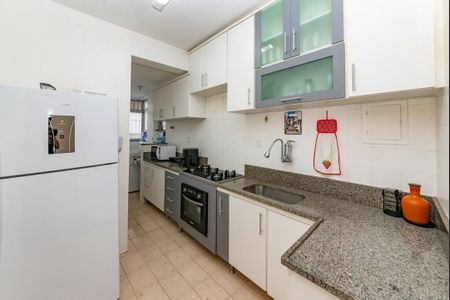 Apartamento à venda com 75m², 2 quartos e 2 vagasCozinha