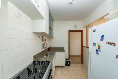 Apartamento à venda com 75m², 2 quartos e 2 vagasCozinha