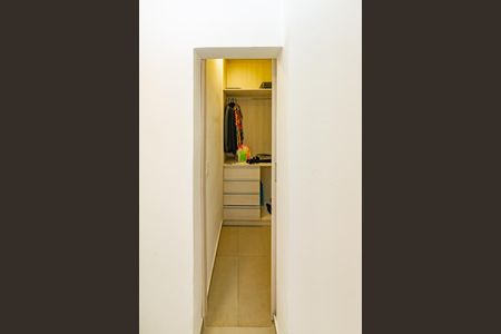 Apartamento à venda com 75m², 2 quartos e 2 vagasCloset da suíte