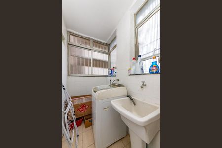 Apartamento à venda com 75m², 2 quartos e 2 vagasÁrea de Serviço