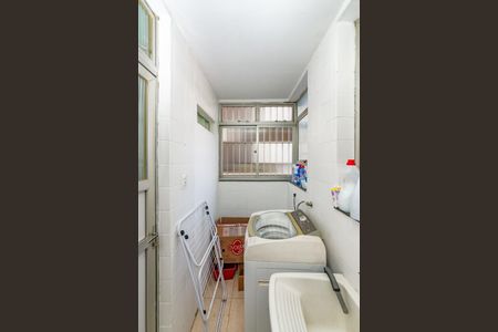 Apartamento à venda com 75m², 2 quartos e 2 vagasÁrea de Serviço