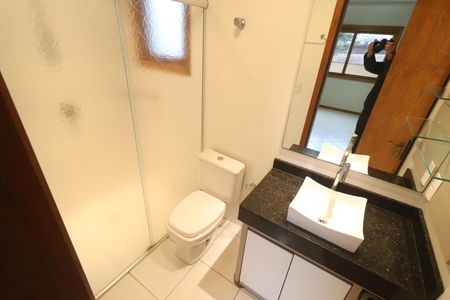 Apartamento à venda com 80m², 2 quartos e 1 vagaBanheiro suíte