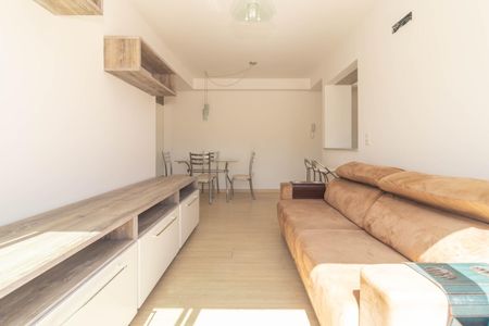 Apartamento para alugar com 174m², 3 quartos e sem vaga Apartamento para alugar com 174m², 3 quartos e sem vagaSala