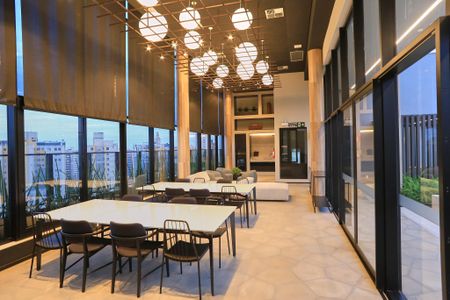 Apartamento à venda com 56m², 1 quarto e 1 vagaÁrea comum - Salão de festas