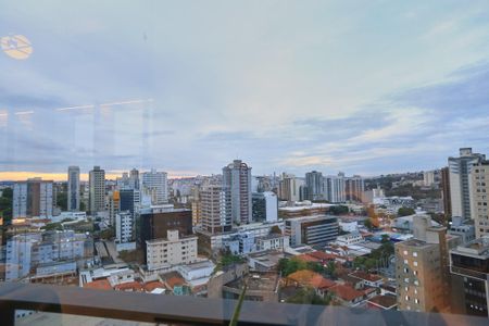 Apartamento à venda com 56m², 1 quarto e 1 vagaVista