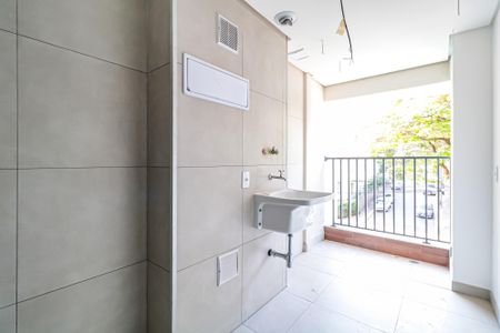 Apartamento à venda com 163m², 3 quartos e 3 vagas Apartamento à venda com 163m², 3 quartos e 3 vagasLavanderia