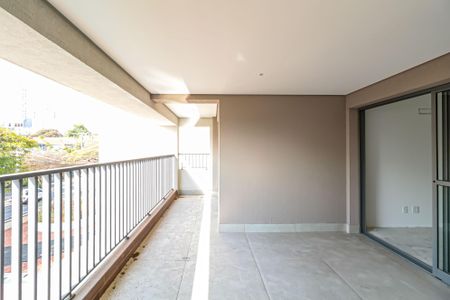 Apartamento à venda com 163m², 3 quartos e 3 vagas Apartamento à venda com 163m², 3 quartos e 3 vagasSacada/Sala