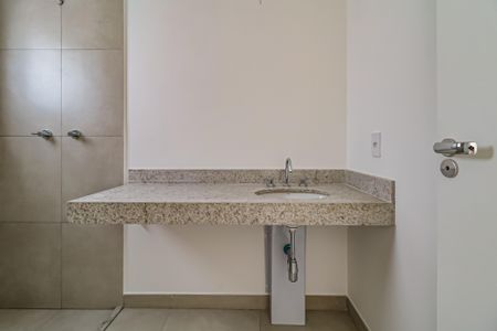 Apartamento à venda com 163m², 3 quartos e 3 vagas Apartamento à venda com 163m², 3 quartos e 3 vagasBanheiro/Suite 1