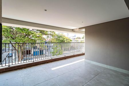 Apartamento à venda com 163m², 3 quartos e 3 vagas Apartamento à venda com 163m², 3 quartos e 3 vagasSacada/Sala