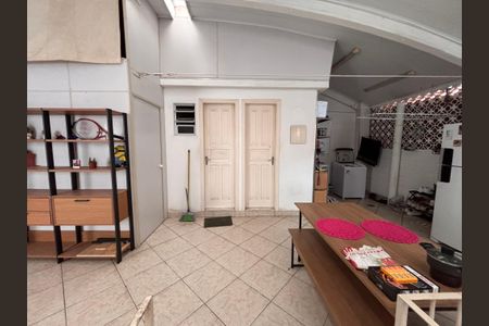 Casa à venda com 432m², 1 quarto e sem vaga Casa à venda com 432m², 1 quarto e sem vagaÁrea Gourmet