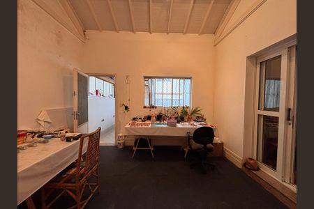 Casa à venda com 432m², 1 quarto e sem vaga Casa à venda com 432m², 1 quarto e sem vagaCozinha