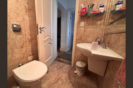 Casa à venda com 432m², 1 quarto e sem vaga Casa à venda com 432m², 1 quarto e sem vagaBanheiro Social