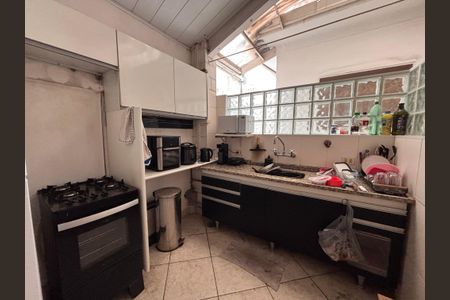 Casa à venda com 432m², 1 quarto e sem vaga Casa à venda com 432m², 1 quarto e sem vagaÁrea Gourmet