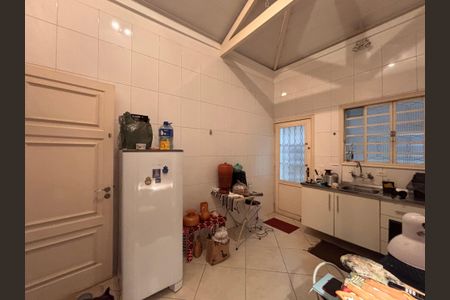 Casa à venda com 432m², 1 quarto e sem vaga Casa à venda com 432m², 1 quarto e sem vagaCozinha