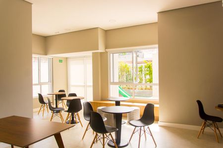 Apartamento para alugar com 55m², 2 quartos e 1 vagaÁrea comum - Salão de festas