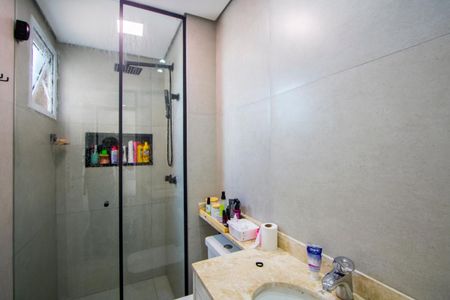 Apartamento para alugar com 55m², 2 quartos e 1 vagaBanheiro do quarto 1