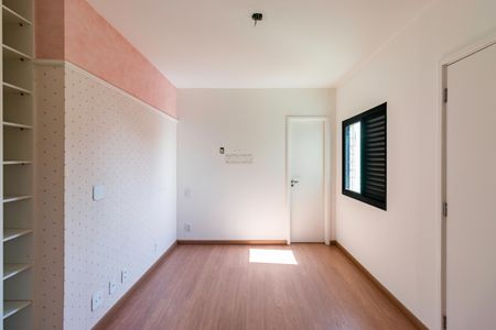 Apartamento para alugar com 300m², 3 quartos e 4 vagas Apartamento para alugar com 300m², 3 quartos e 4 vagasQuarto 1