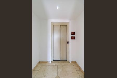 Apartamento para alugar com 300m², 3 quartos e 4 vagas Apartamento para alugar com 300m², 3 quartos e 4 vagasÁrea comum