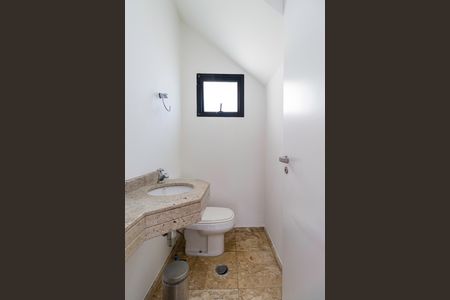 Apartamento para alugar com 300m², 3 quartos e 4 vagas Apartamento para alugar com 300m², 3 quartos e 4 vagasBanheiro do Quarto 3