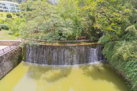 Apartamento para alugar com 300m², 3 quartos e 4 vagas Apartamento para alugar com 300m², 3 quartos e 4 vagasÁrea comum