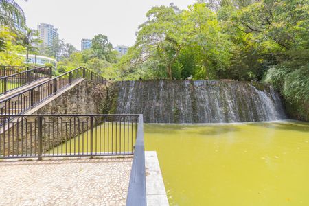 Apartamento para alugar com 300m², 3 quartos e 4 vagas Apartamento para alugar com 300m², 3 quartos e 4 vagasÁrea comum