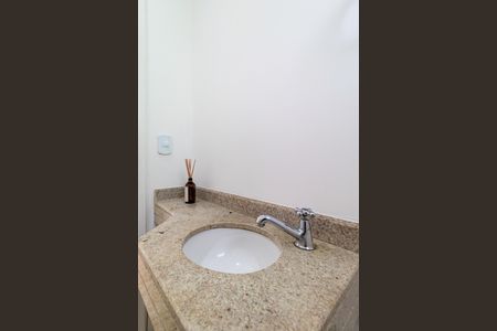 Apartamento para alugar com 300m², 3 quartos e 4 vagas Apartamento para alugar com 300m², 3 quartos e 4 vagasLavabo