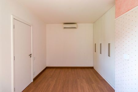 Apartamento para alugar com 300m², 3 quartos e 4 vagas Apartamento para alugar com 300m², 3 quartos e 4 vagasQuarto 1