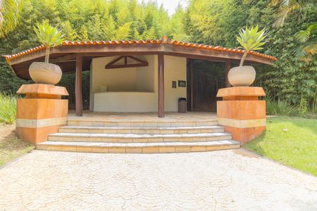 Apartamento para alugar com 300m², 3 quartos e 4 vagas Apartamento para alugar com 300m², 3 quartos e 4 vagasÁrea comum