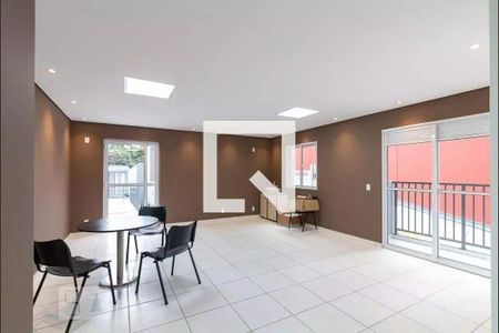 Apartamento para alugar com 38m², 2 quartos e 1 vagaÁrea comum - Salão de festas