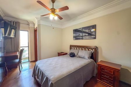 Apartamento à venda com 286m², 3 quartos e 3 vagasSuíte 2