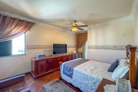 Apartamento à venda com 286m², 3 quartos e 3 vagasSuíte 3