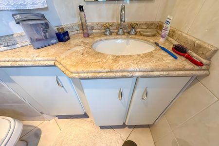 Apartamento à venda com 286m², 3 quartos e 3 vagasBanheiro da Suíte 1