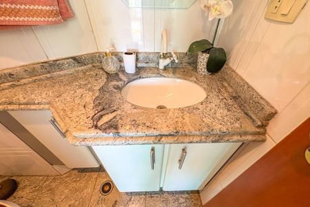 Apartamento à venda com 286m², 3 quartos e 3 vagasBanheiro de serviço