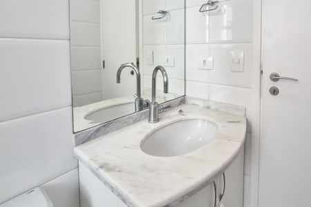 Apartamento à venda com 118m², 3 quartos e 2 vagasBanheiro Social