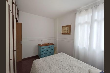Casa à venda com 366m², 4 quartos e 3 vagas Casa à venda com 366m², 4 quartos e 3 vagasQuarto casa 1