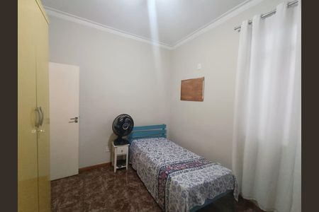 Casa à venda com 366m², 4 quartos e 3 vagas Casa à venda com 366m², 4 quartos e 3 vagasQuarto casa 2