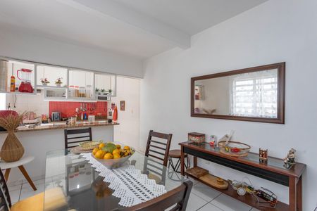 Casa à venda com 250m², 3 quartos e 3 vagasCopa